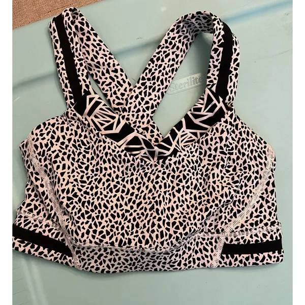 LULULEMON Rack Pack In Miss Mosaic black white geometric‎ sports bra 2 - Image 2