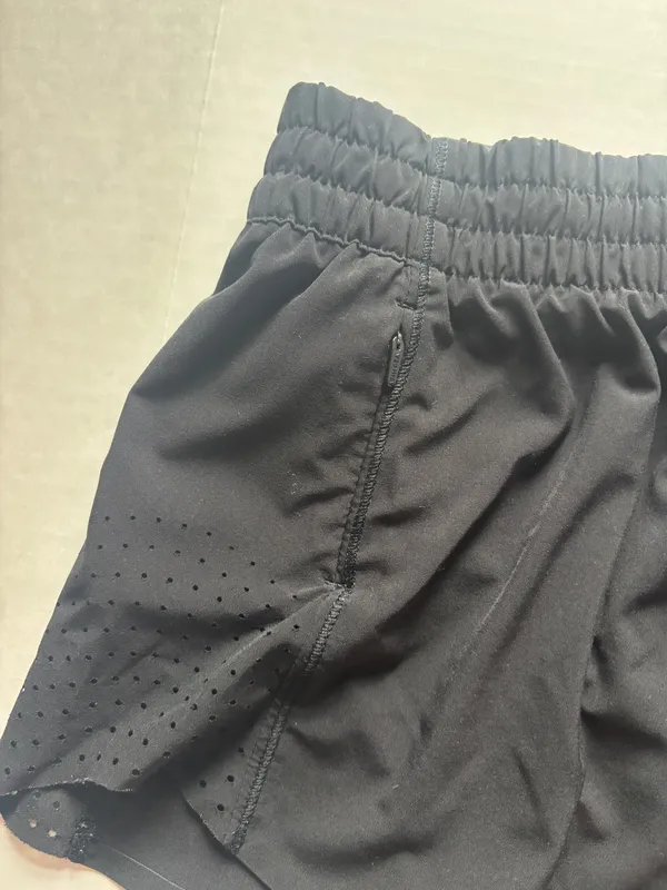 Athleta Hustle 3" Shorts - Image 7