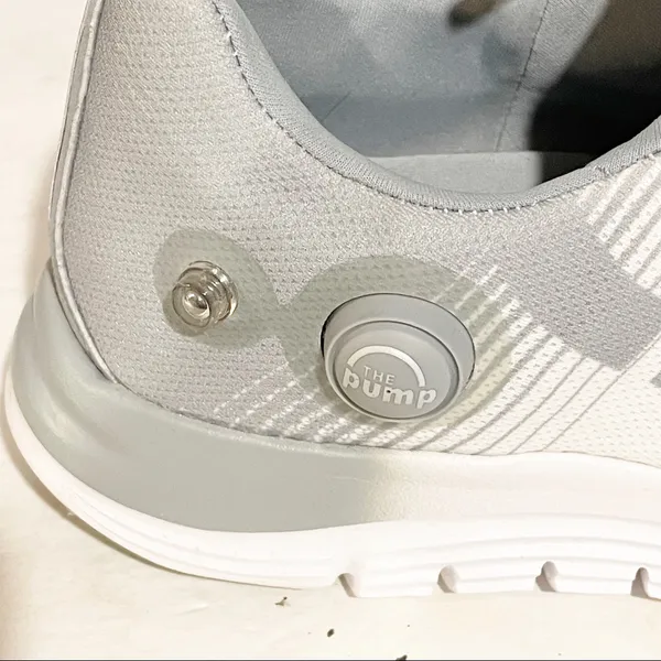 Reebok Size‎ 9 ZPump Fusion Womens Running Low Top Sneaker Grey White Athletic - Image 5