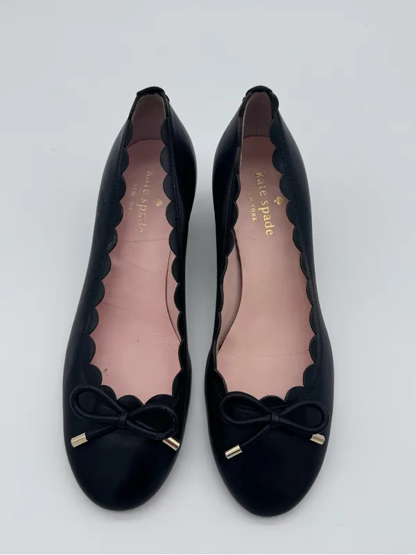 Kate Spade New York Yasmin Scalloped Block Heel Pumps Black Leather Size 6.5 - Image 2