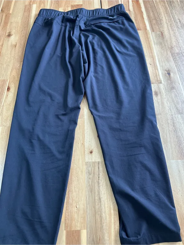 Eddie Bauer Black Pull On Pants Women’s Small Stretch Travel Casual Pants - Image 6