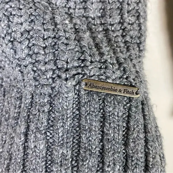 Abercrombie Grey Knit Crew Neck Sweater - Image 3