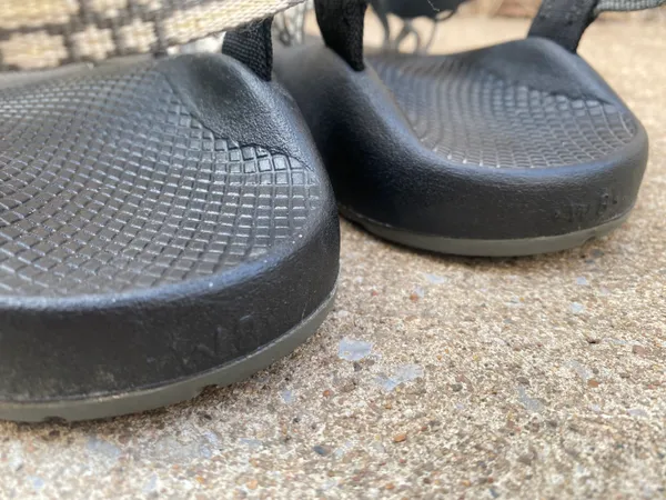 Chacos Women  Size 8 - Image 3