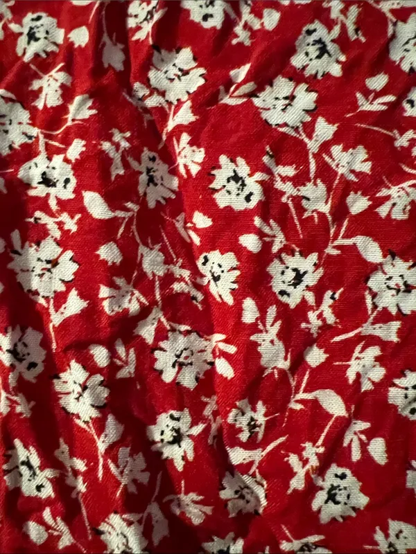 New Look Red and White Floral Midi Skirt - Image 3