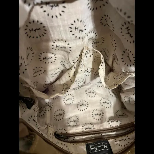 Stylish Myra Crossbody Bag - Bohemian Chic - Image 6