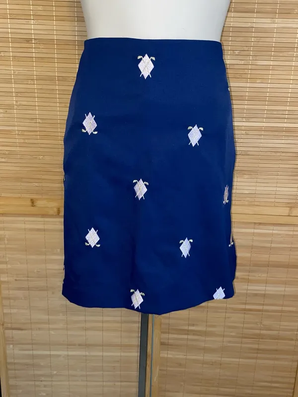 Coral Bay Navy blue Mini golf Skirt has shorts underneath size 10 embroidered - Image 5