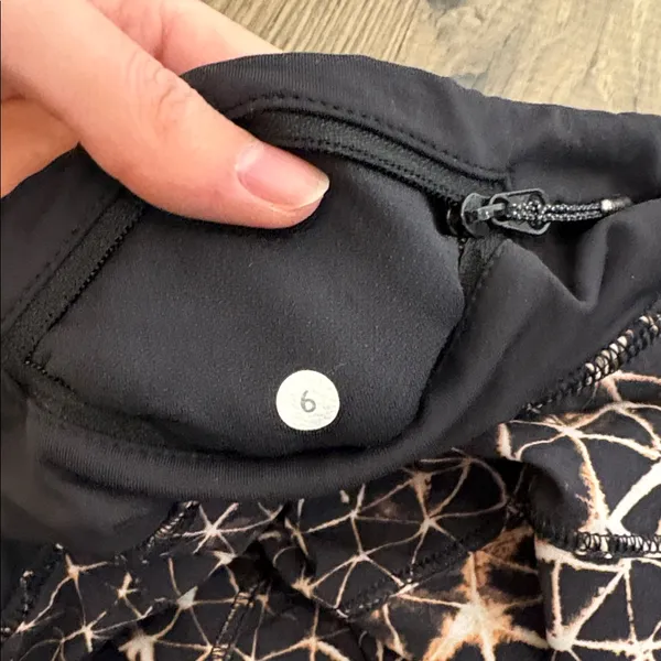 Lululemon Pace Rival Skirt Sugar Crush Multi Black Size 6 Regular - Image 4