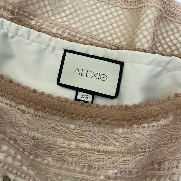 Revolve‎ ALEXIS Finn Lace Off Shoulder Top Blouse Blush Pink Silk Lacey X-Small - Image 11