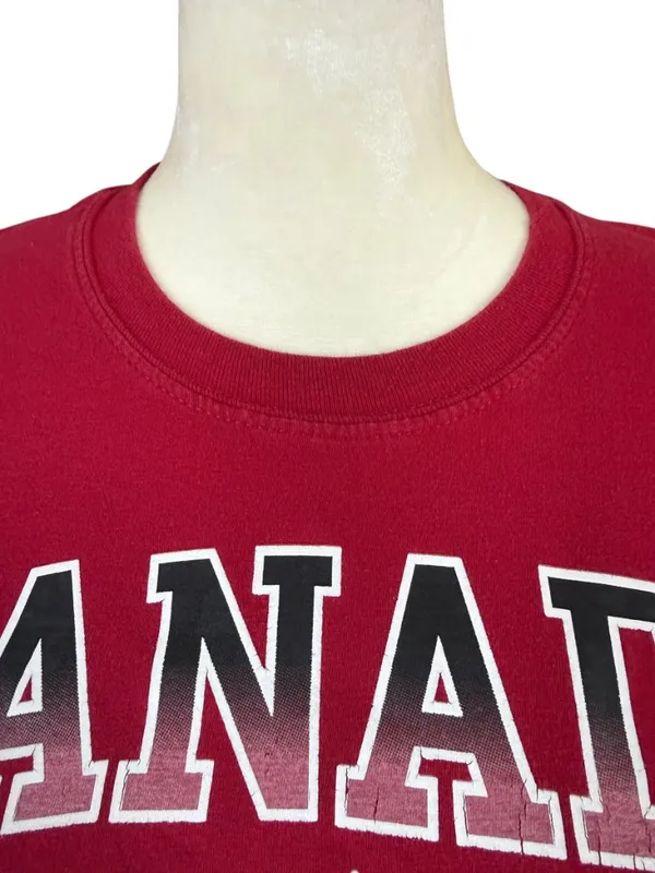 Gildan women's Montreal Canada red short sleeve crewneck t-shirt size medium - Image 5