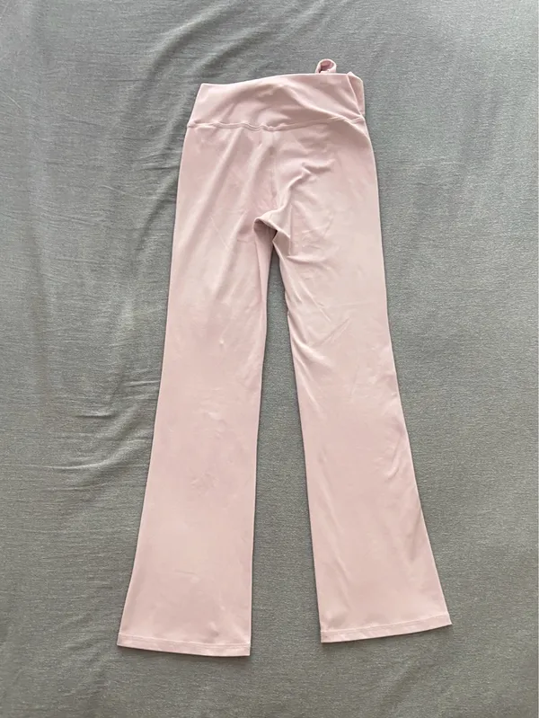 Hollister Gilly Hicks Active Recharge Wrap Waist Flare Leggings - Image 5