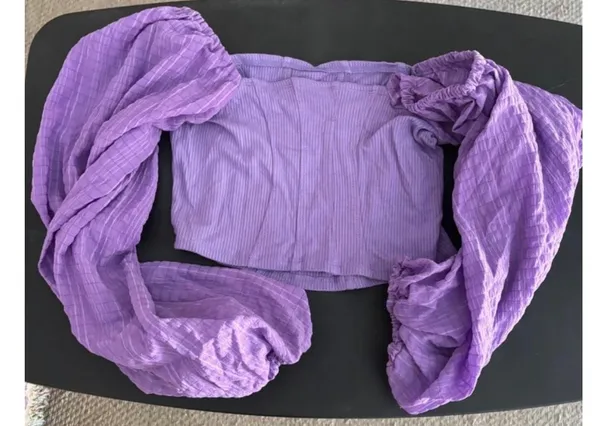 Urban Outfitters Purple Puff/Balloon Sleeve with Structured Bodice Lightweight Crop Top Size M - Concert Festival Boho Fairy Croquette Y2K Resort Going-out Party Rave Statementpiece - Image 3