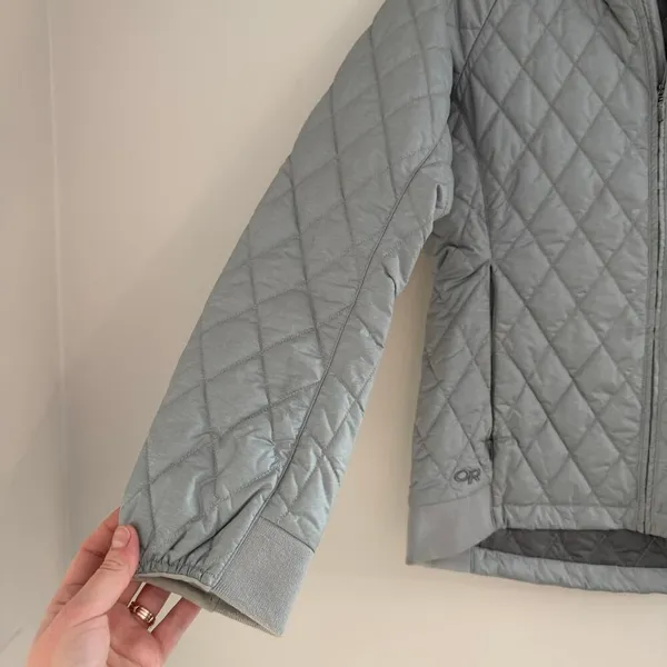Outdoor Research Women's Eryn Hoody Quilted Puffer Coat‎ Jacket Size Medium - Image 3