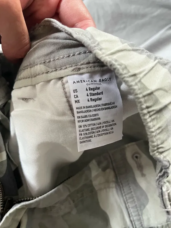 American Eagle Camo Jogger Cargo Pants - Image 4