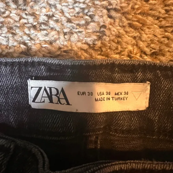 ZARA Women's Black Wash Denim‎ Straight Leg Jeans Size 30 - Image 2