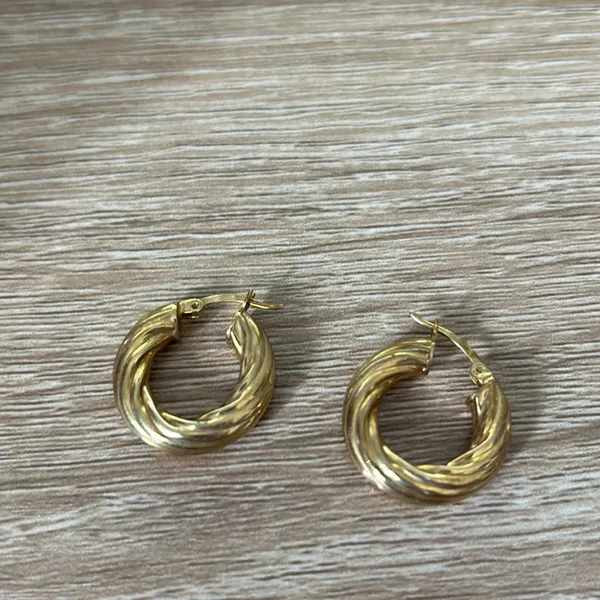 Textured gold hoops - Image 2