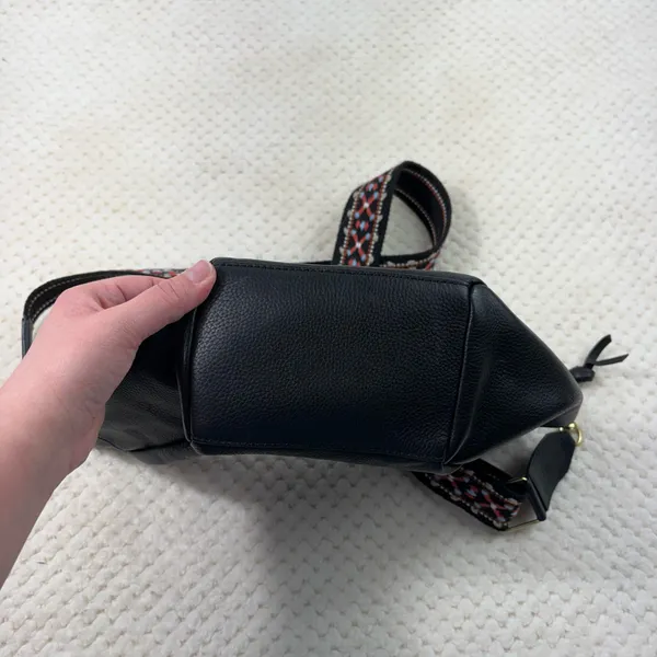 Lucky Brand Black Leather Guitar Embroidered Strap Crossbody Bag Purse Bohemian - Image 5