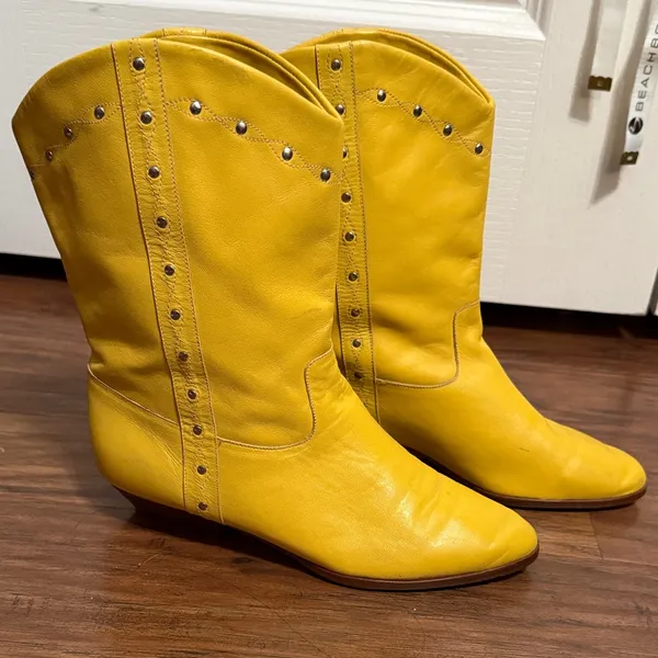 Vintage Dingo Yellow Leather Studded Cowboy Boots Retro Western Cowgirl Retro - Image 4