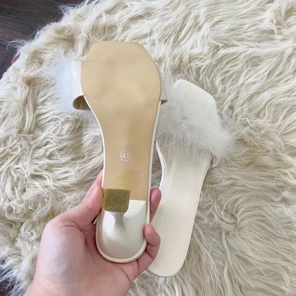 NWOT Cream White Fuzzy Faux Fur Square Toe Open Mule Kitten Heels EU 41 / US 10 - Image 5