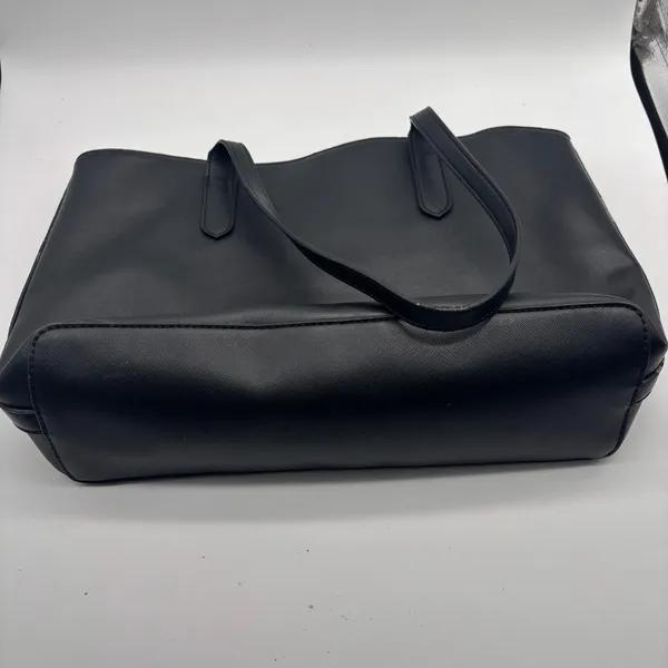 Guess Black Saffiano Faux Leather Embossed Logo Tote Bag Shoulder Purse - Image 6