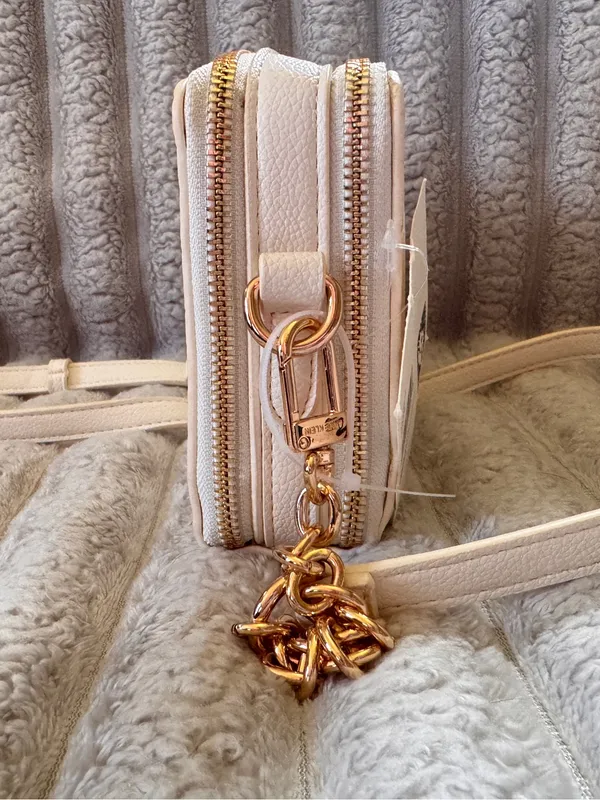 Anne Klein White Crossbody Wallet Purse NWT - Image 4