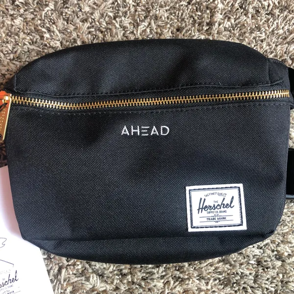 Herschel Supply Co. Fifteen Hip Pack Waist Bag Company Logo - Image 9