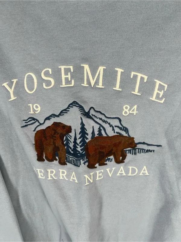 Lazy Sunday Yosemite Sierra Nevada Embroidered Crewneck Sweatshirt Size S - Image 3