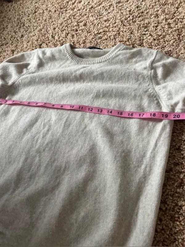 Wool Crewneck Women's Sweater in Light Gray - Image 6