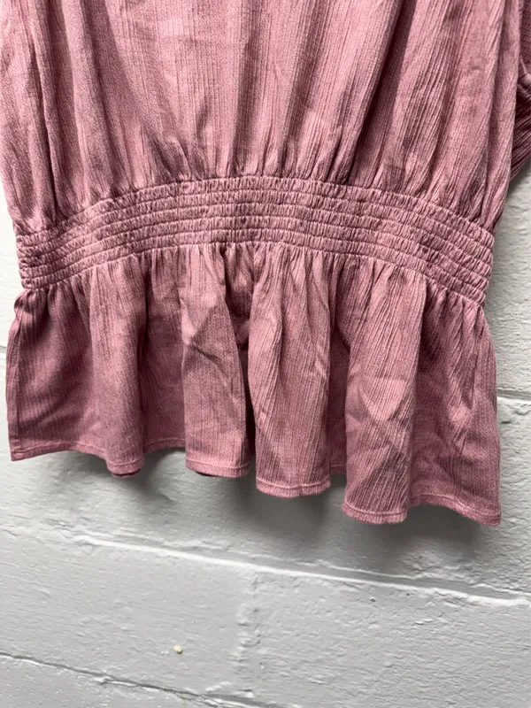 Old Navy Pink Smocked Waist Top - Image 4