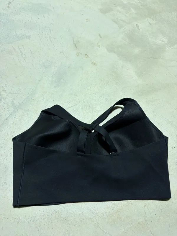 Nike alate Black Sports Bra dri-fit XL - Image 6