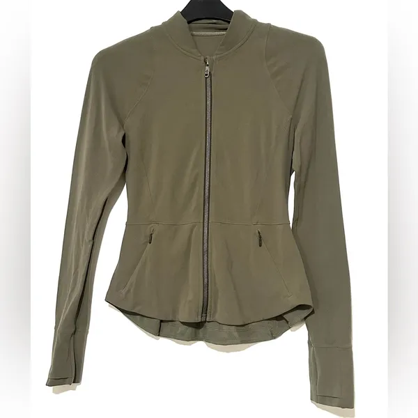 Lululemon The Ease Jacket Sage Size 4 - Image 5