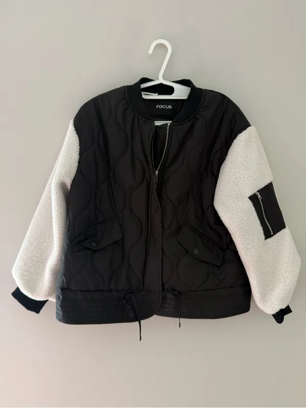Focus Quilted Sherpa Sleeve Bomber Jacket Black White Size M - Image 3