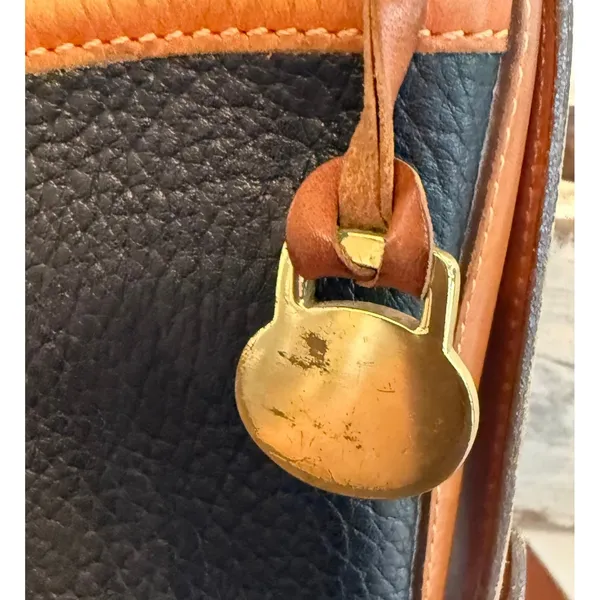 Dooney &‎ Bourke All Weather Leather Crossbody Bag Black Vintage Made USA - Image 6