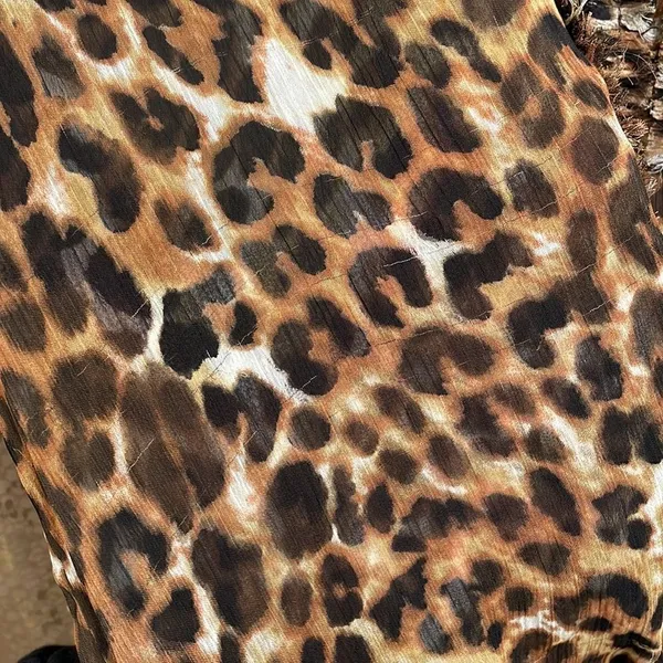 Express cheetah print sheer peasant style button blouse size S‎ - Image 3