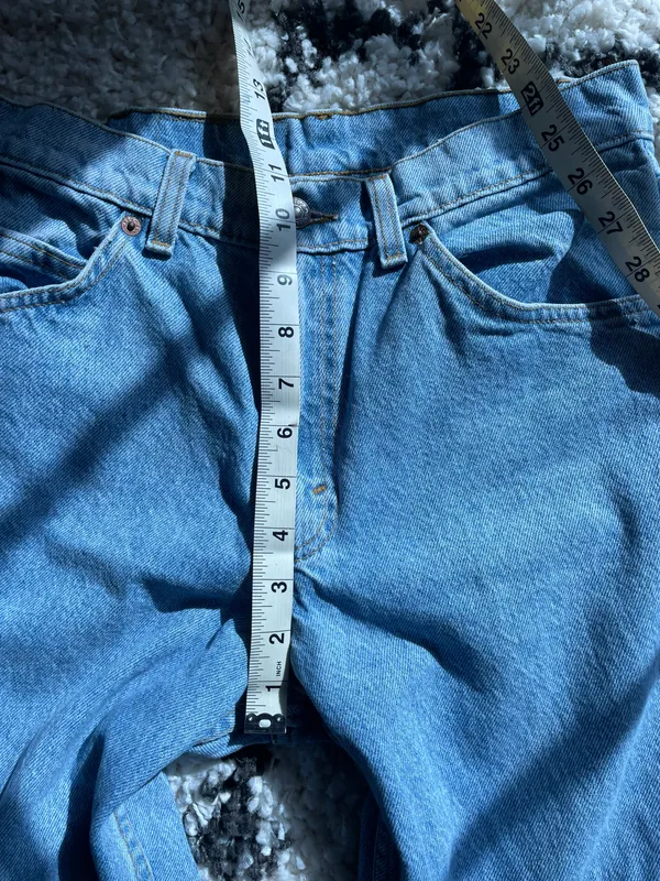 Vintage 550 High-Waisted Mom Jeans - Image 10