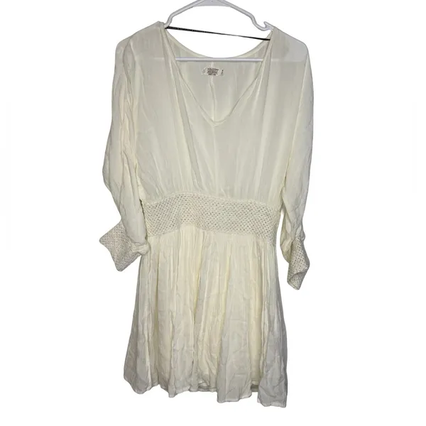 ✨🤍 Volcom Ivory Boho Smocked Waist Peasant Mini Dress Size‎ M 🤍✨ - Image 2