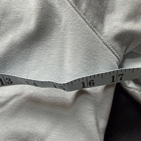 Athleta Womens Gray Quilted Hybrid Quarter Zip Pullover Sweatshirt Size M‎ - Image 4