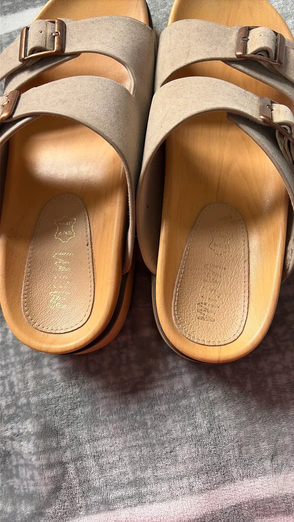 Mi.iM Regina Grey and Tan Buckle Sandals - Image 3