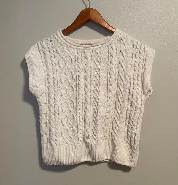 Rachel Zoe NWOT Sweater Vest - Image 2