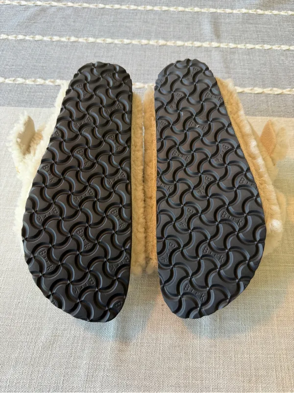 New Birkenstock Arizona Big Buckle Shearling Sandal Teddy Eggshell Size 41 US 10 - Image 9
