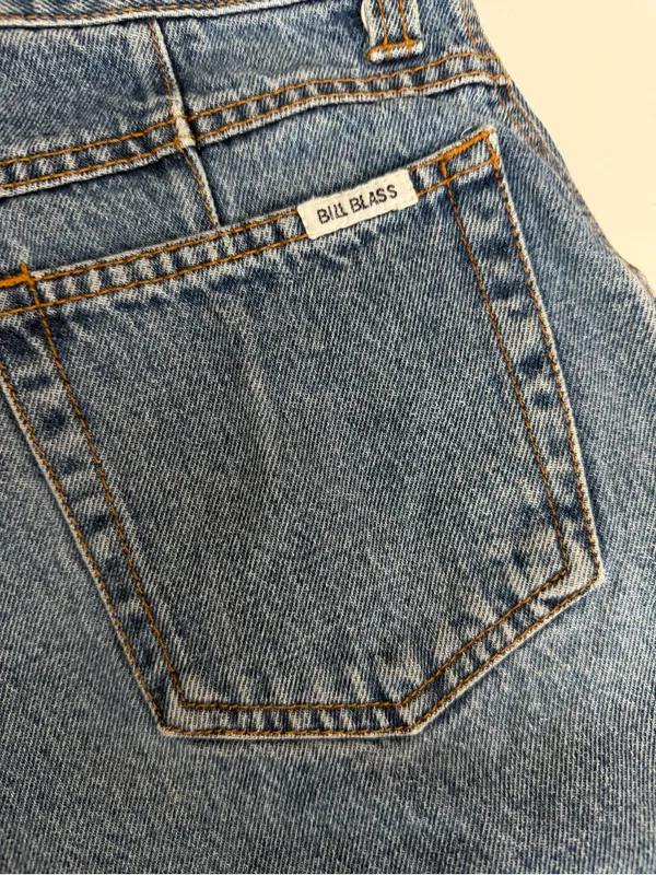 Vintage Bill Blass Denim Shorts High Rise Pockets Medium Wash Blue 90’s Y2K - Image 8