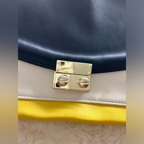 Express crossbody purse - Image 6