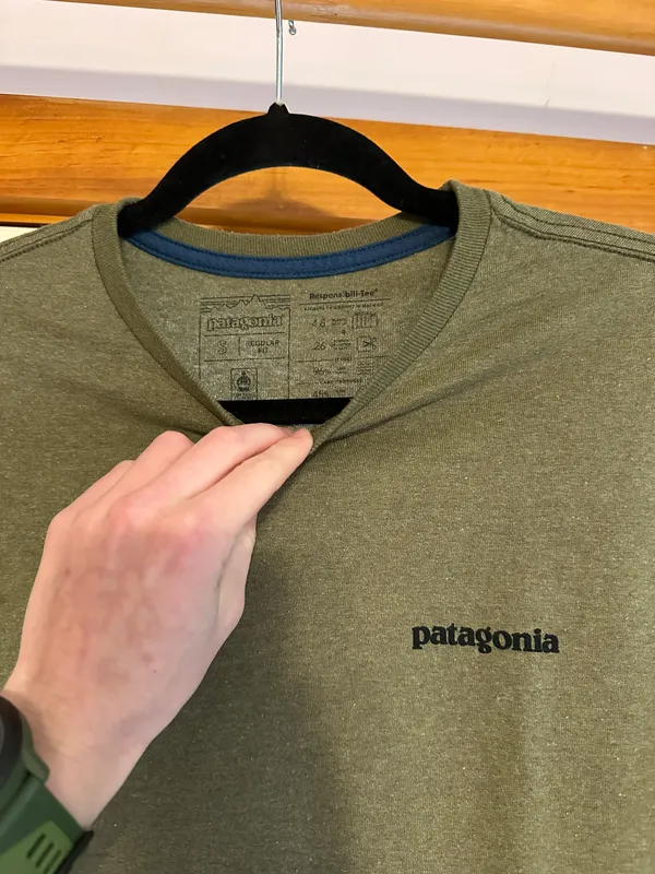 Patagonia T-shirt - Image 2
