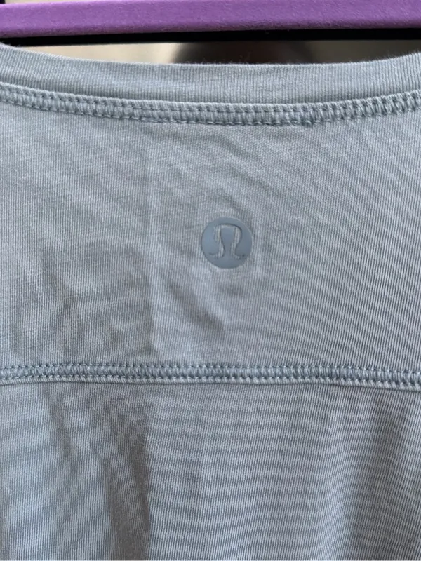 lululemon athletica Long Sleeve Asymmetric Tee in blue size 10 - Image 3