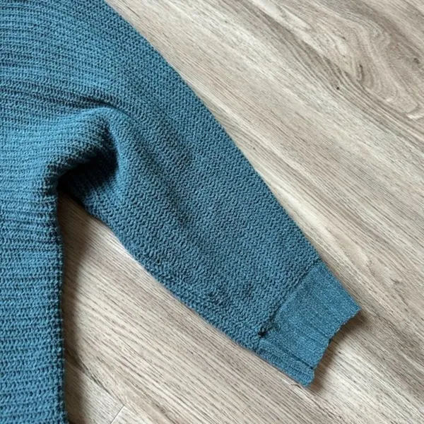 American Eagle Chenille Oversized Chunky V-Neck Sweater Teal Size M - Image 5