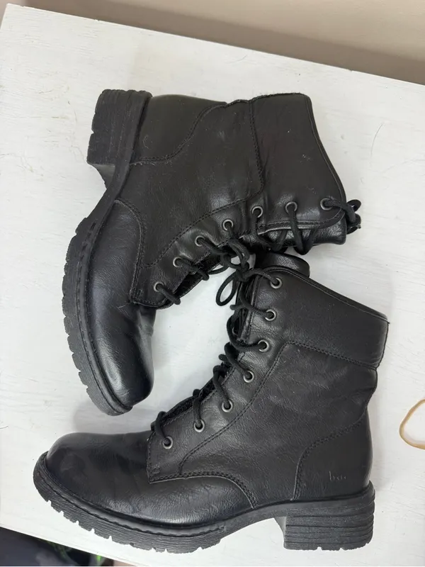 b.o.c. Black Leather Combat Boots Fold Over Cuff Sz 7 Moto Fall Boho Witchy - Image 6