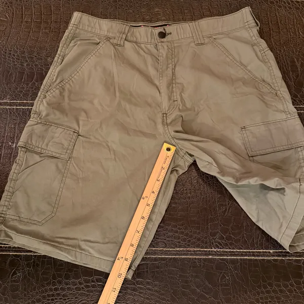 Wrangler All Terrain Gear Cargo Shorts Mens Size 32 Green Utility Pockets - Image 4