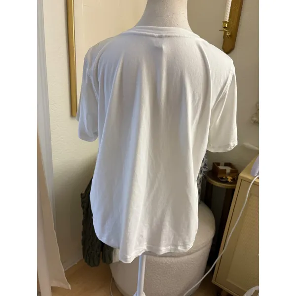 Vuori White Crew Neck Tee Women's Size Medium - Image 3