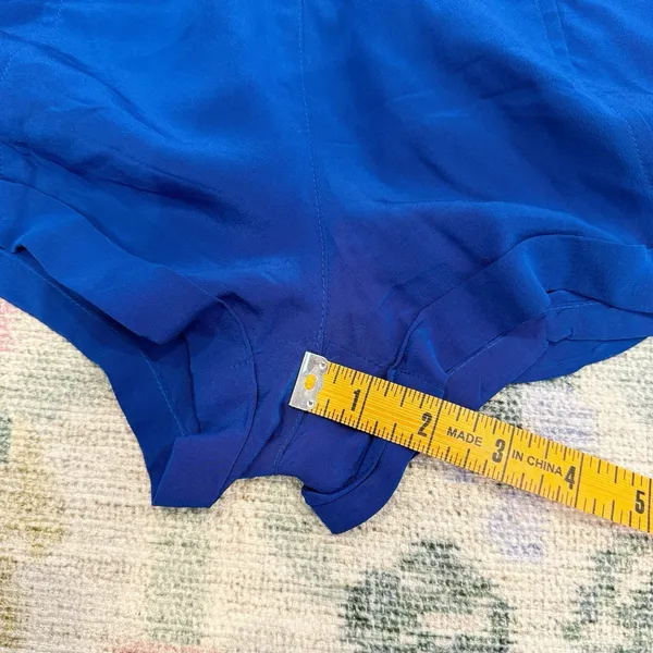 Aritzia Womens Silk High Rise Shorts Size XS Blue Nautical Resort Vacation - Image 6