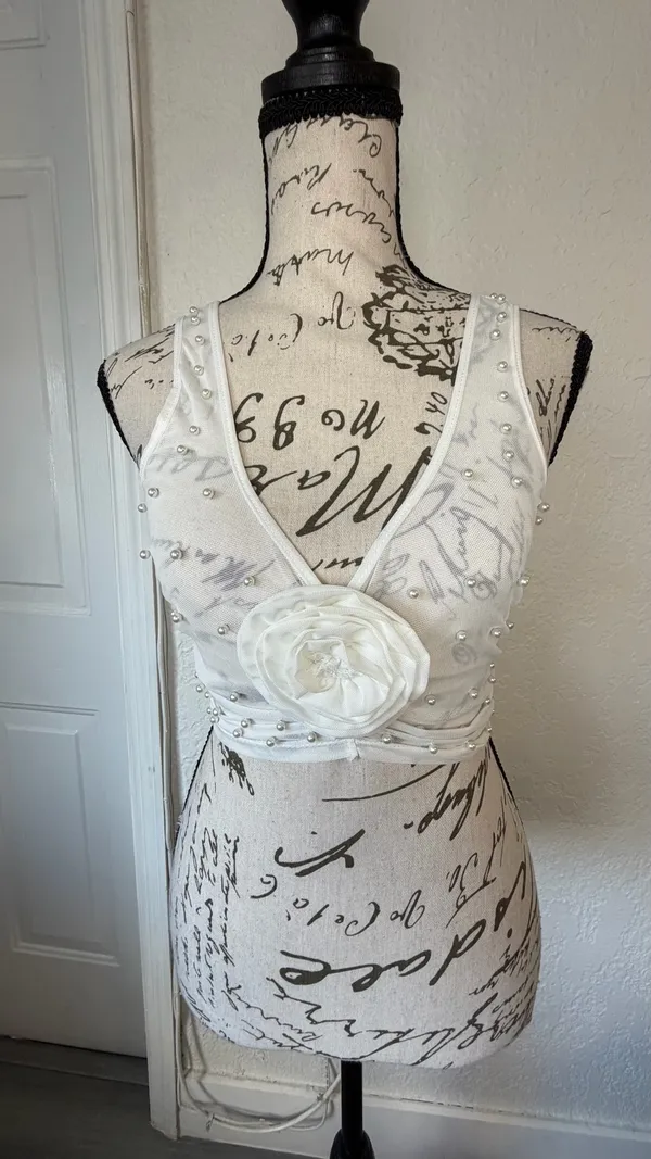 🎀 𝒿𝓊𝓈𝓉 𝒶𝓃 𝒶𝓃𝑔𝑒𝓁 🎀 Sugar Thrillz Pearl Mesh Top ✨ White - Image 7