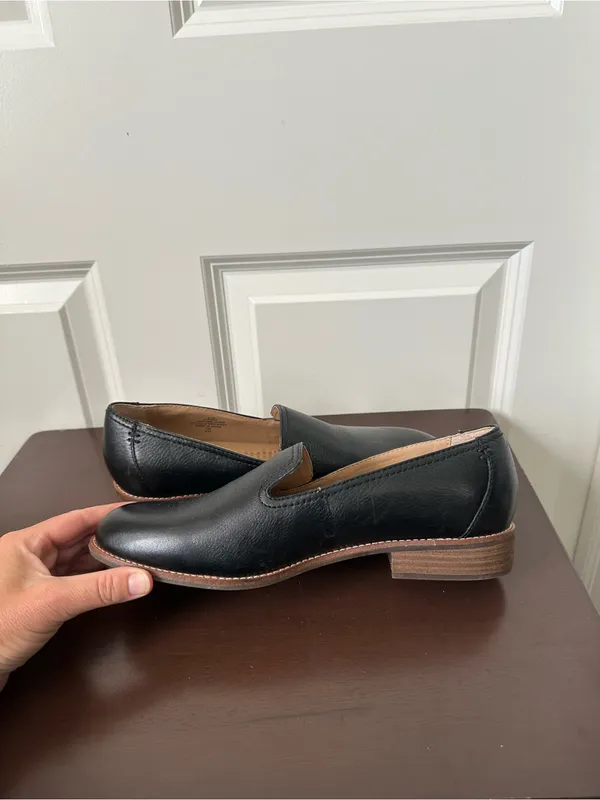 Earth Black Leather Edna Loafer Size 9.5 Wide - Image 7